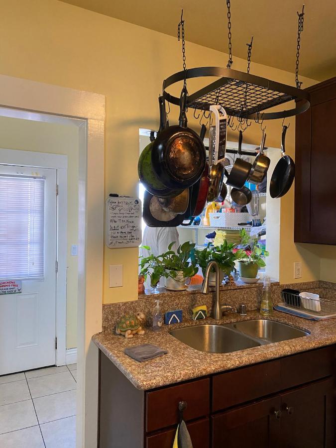 Private Los Angeles Room - Free Wifi, Ac, Tv, Private Fridge, Kitchen, Near Usc - Exposition Park - Usc Memorial Coliseum - Banc Of California Bmo Stadium - Downtown Los Angeles Dtla - University Of Southern California Usc!!! Extérieur photo